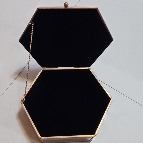 Glass Jewelry Box - Picture 4 of 7